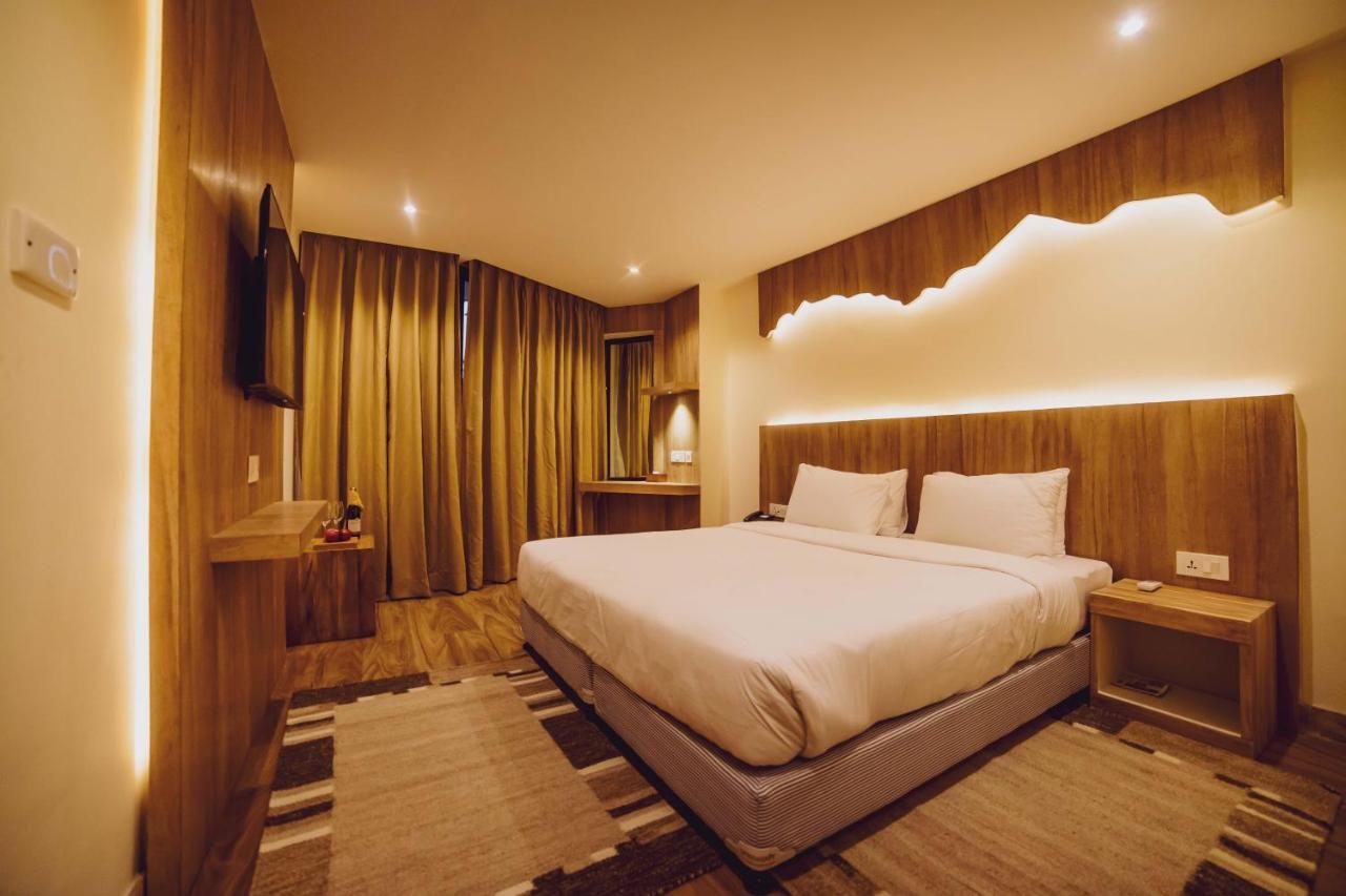 Aabas Pokhara Hotel Luaran gambar
