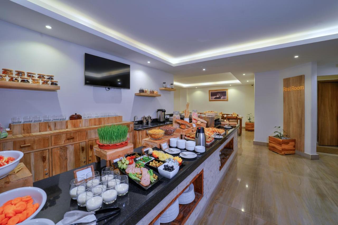 Aabas Pokhara Hotel Luaran gambar