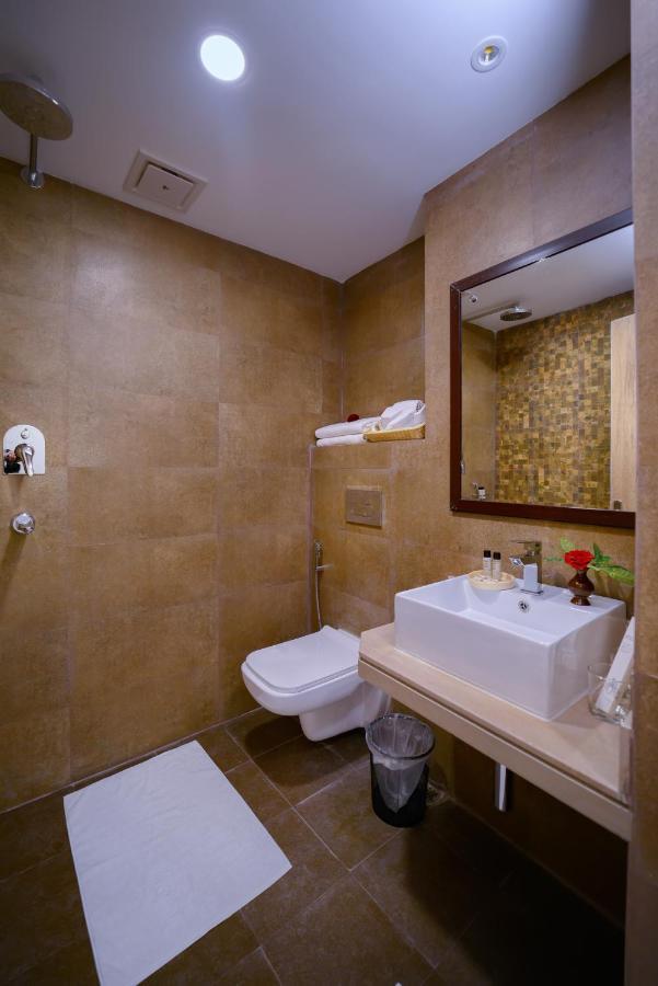 Aabas Pokhara Hotel Luaran gambar