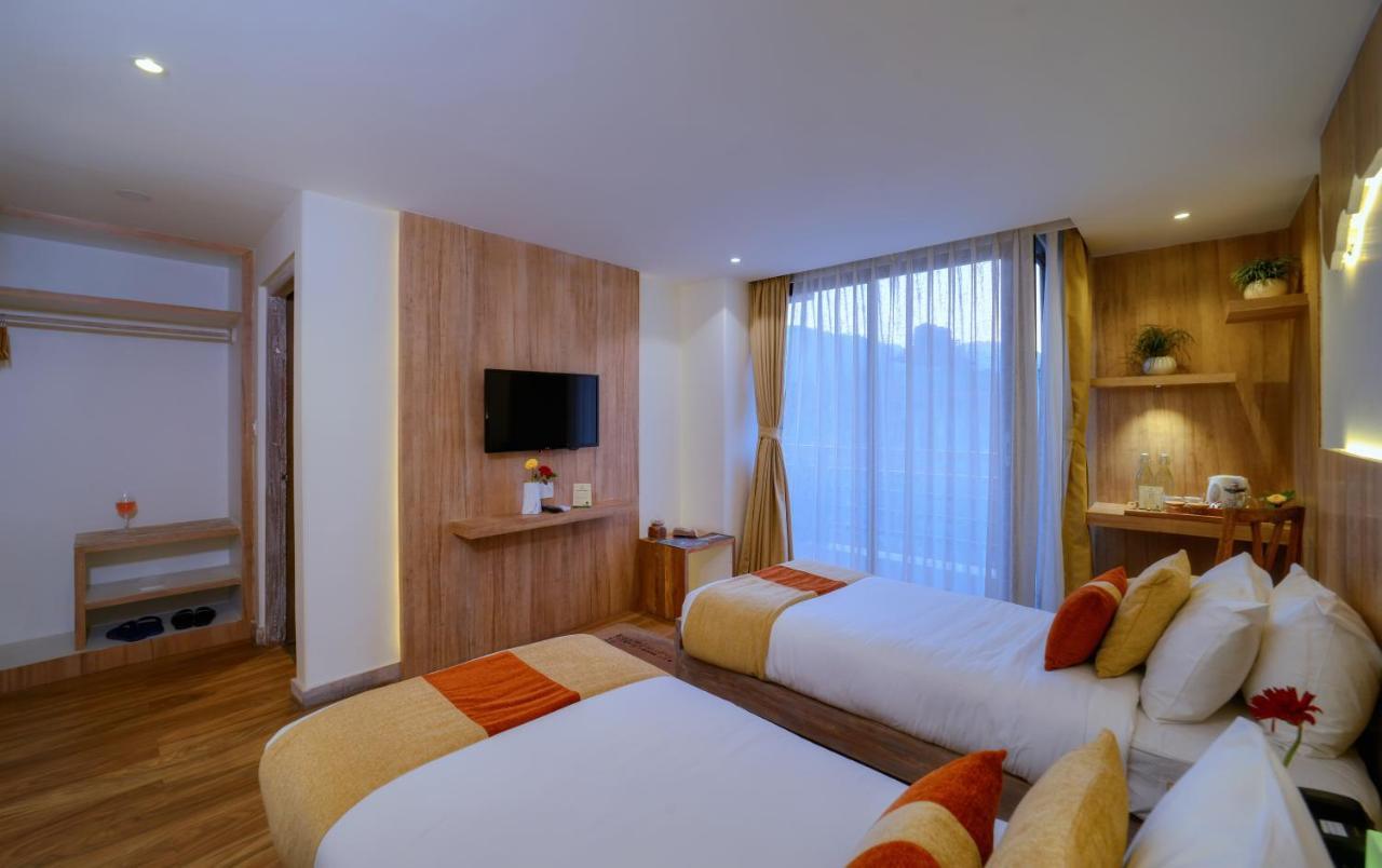 Aabas Pokhara Hotel Luaran gambar